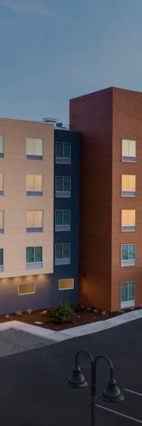 Fairfield Inn & Suites by Marriott Santa Rosa Rohnert Park，位于罗内特公园的酒店