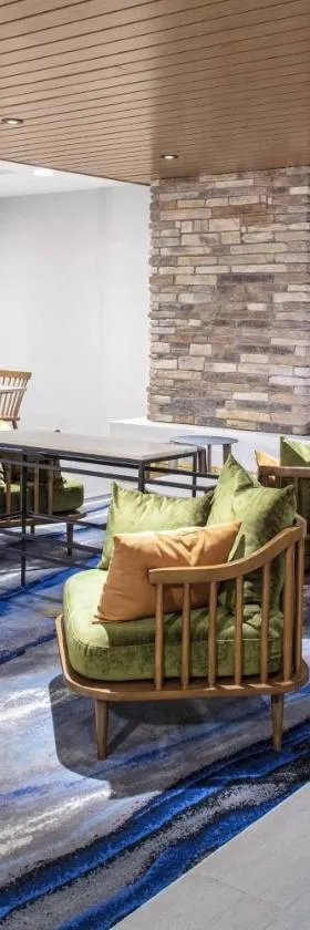 Fairfield Inn & Suites by Marriott Indianapolis Greenfield，位于格林菲尔德的酒店