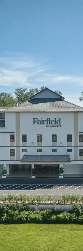 Fairfield by Marriott Kuala Besut，位于瓜拉勿述的酒店
