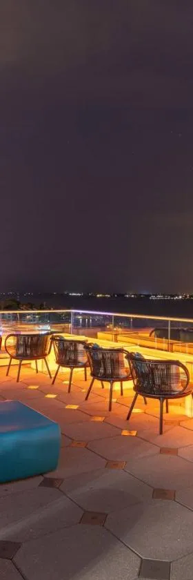SpringHill Suites by Marriott Bradenton Downtown/Riverfront，位于布雷登顿的酒店