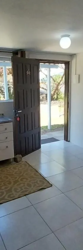 Quitinete para Casal em Garopaba，位于加罗帕巴的酒店
