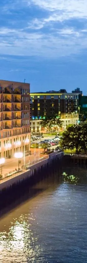 Marriott Savannah Riverfront，位于萨凡纳的酒店