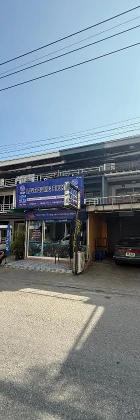 Chalong Paradise Guesthouse，位于Ban Bang Chak的酒店