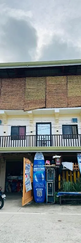 Cris&Mar Homestay Extension，位于Burgos的酒店