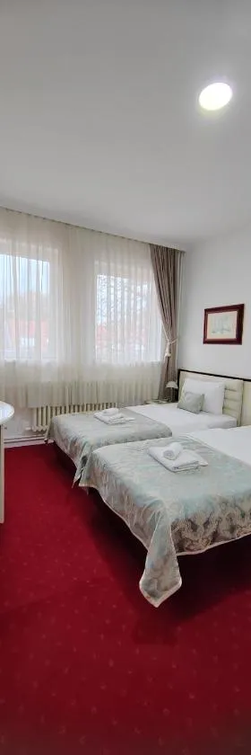 Apartmani, New Museum Kula，位于Kula的酒店
