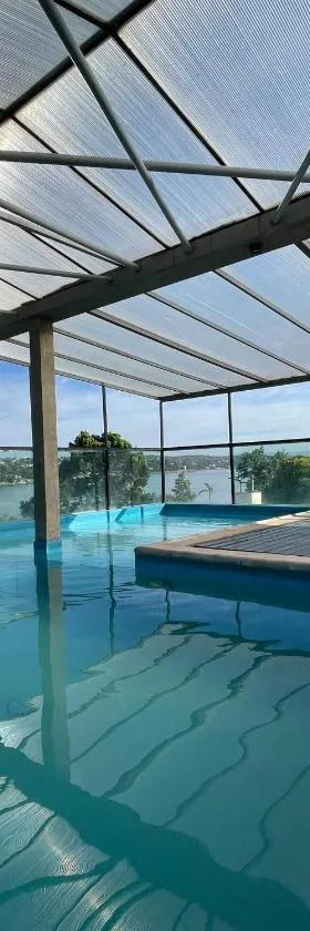 Costalago Suites Hotel，位于维拉卡洛斯帕兹的酒店