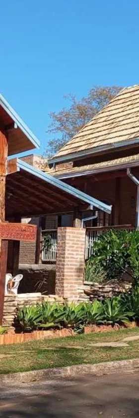 Casa/chalé Furnas - Capitólio MG，位于圣若昂-达巴拉的酒店