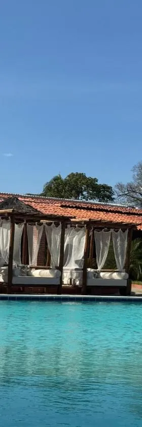 Marina Eco Hotel Praia da Fazenda，位于Saubara的酒店