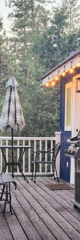 -Serendipity Lodge at Yosemite- BBQ-Full Kitchen-King Bed，位于奥克赫斯特的酒店