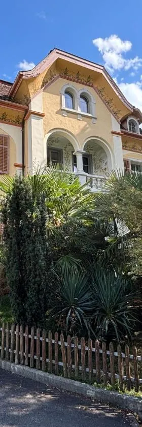 Apartment in a villa in Erstfeld，位于埃斯特费尔德的酒店