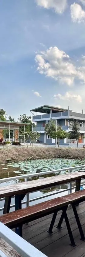 Woodview Resort，位于北榄府的酒店