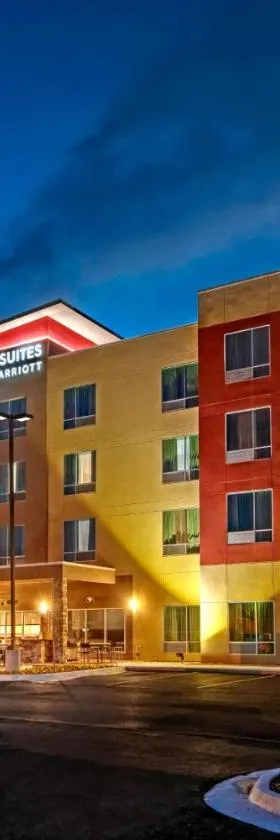 TownePlace Suites by Marriott Hot Springs，位于温泉城的酒店