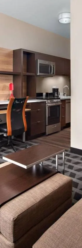 TownePlace Suites by Marriott Loveland Fort Collins，位于拉夫兰的酒店
