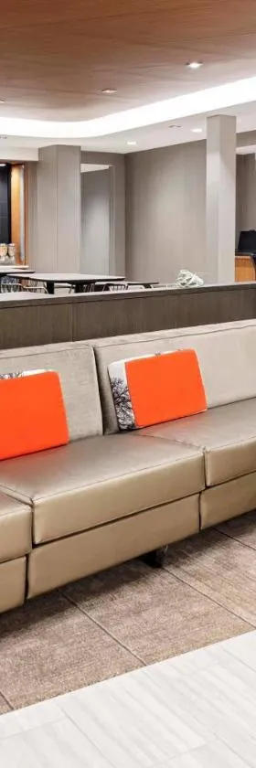 SpringHill Suites by Marriott Kansas City Plaza，位于堪萨斯城的酒店