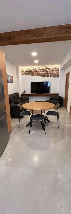 Apartamento La Fragua - A ESTRENAR - BRAND NEW，位于丘利利亚的酒店