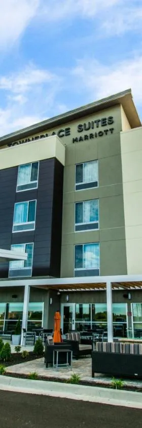TownePlace Suites by Marriott Evansville Newburgh，位于Newburgh的酒店
