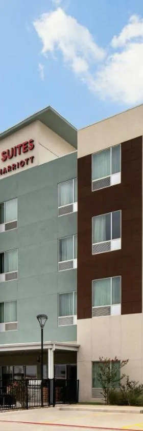 TownePlace Suites by Marriott Kingsville，位于金斯维尔的酒店
