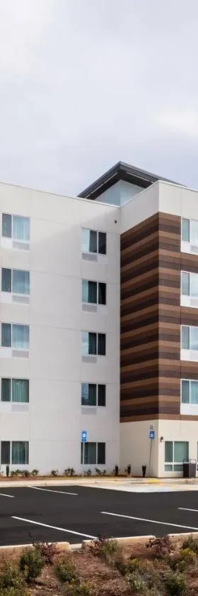 TownePlace Suites by Marriott Gainesville，位于盖恩斯维尔的酒店