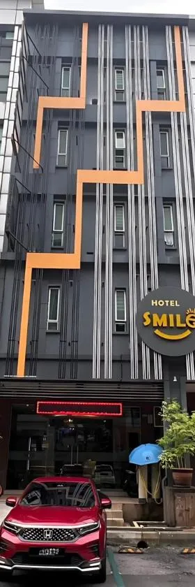 微笑梳邦USJ酒店，位于梳邦再也的酒店