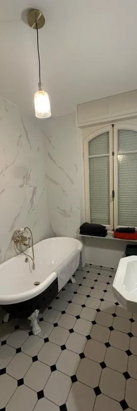 Appartement dans Maison de Maître，位于希尔蒂盖姆的酒店