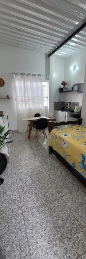kitnet Aconchegante Apt 07，位于若昂蒙莱瓦迪的酒店