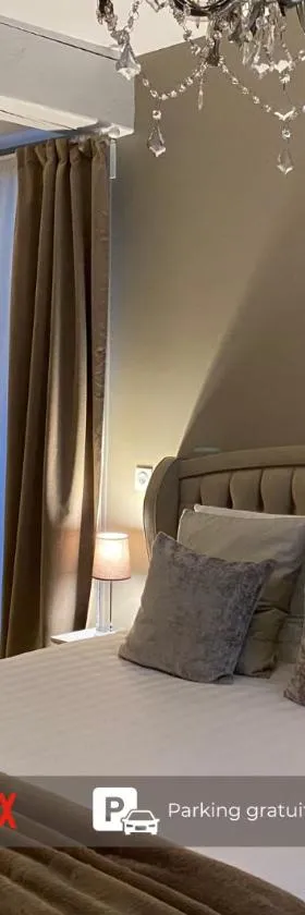 UN COCON EN VILLE - chambre SPA chic et élégante，位于厄尔河畔帕西的酒店