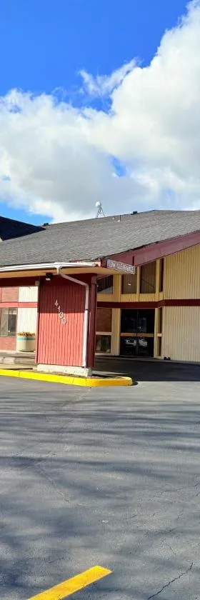Red Lion Inn & Suites Post Falls，位于波斯特福尔斯的酒店