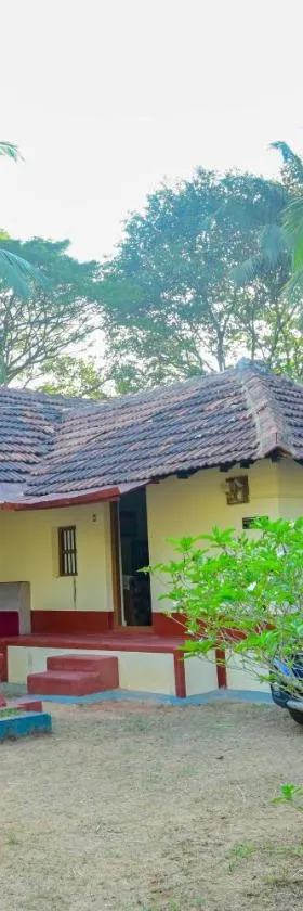 Mahamaya Sea Breeze Homestay，位于Kaup的酒店