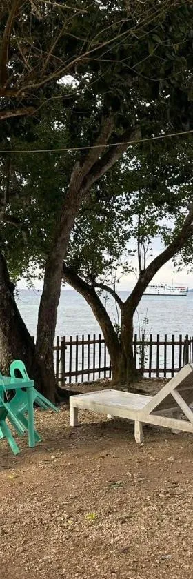 Diamond De Siquijor Beach House，位于锡基霍尔的酒店
