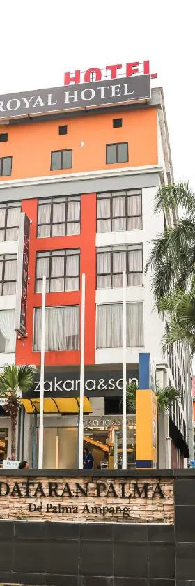 De Royal Hotel，位于安邦的酒店
