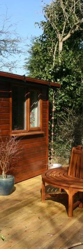 Dogwood Cabin，位于拉伊的酒店