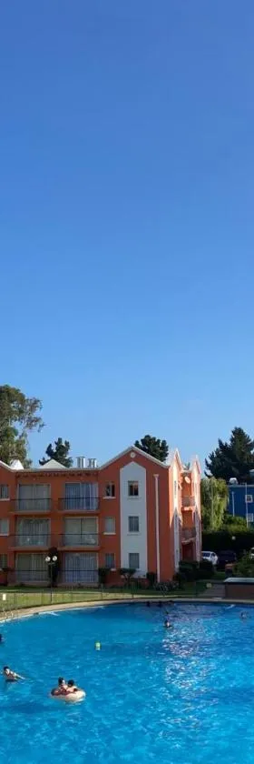 Departamento en Algarrobo Condominio Altos de Mirasol，位于阿尔加罗沃的酒店