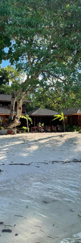 Tumbuh Oasis，位于Letman的酒店