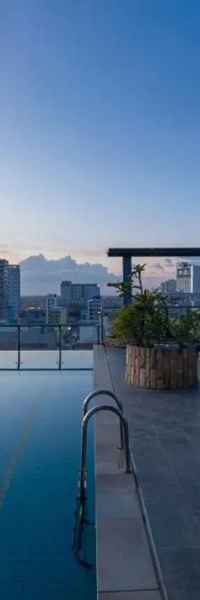Hak Huot Hotel I，位于波贝的酒店