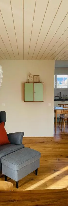 B&B Amsel und Meise - privates Zimmer mit Gemeinschaftsräumen，位于苏尔的酒店