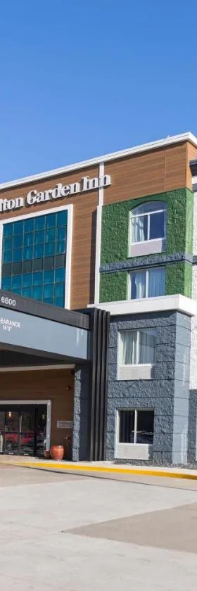 Hilton Garden Inn Des Moines Airport，位于德梅因的酒店