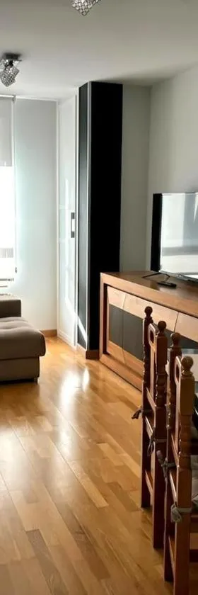 Apartamento El Cruce，位于萨龙的酒店