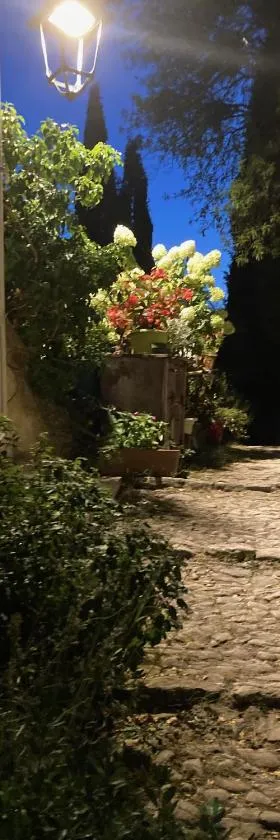 Les Magnolias，位于蒙布兰莱班的酒店