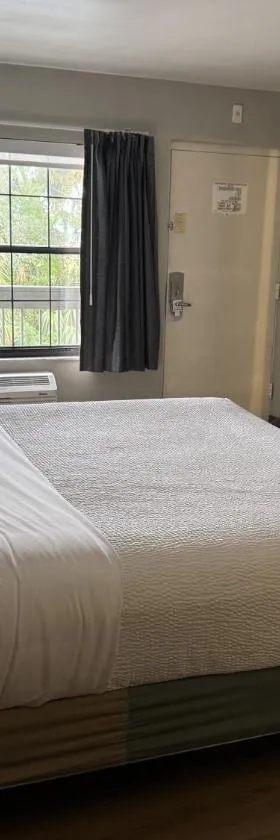 La Quinta Inn Tampa Airport Stadium Westshore，位于坦帕的酒店