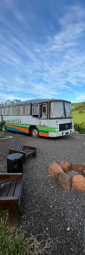 Refúgio Da Lua - Buss motorhome，位于Ametista do Sul的酒店