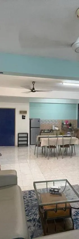 Whispering Woods 3 ROOMS & NETFLIX by EZYROOM MELAKA，位于艾尔克如的酒店