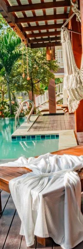 Farinda Resort & Pool Villa，位于Ban Huai Muang的酒店