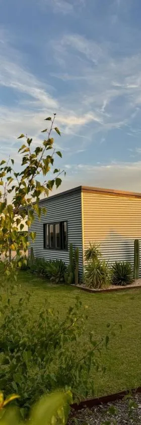 Dreamy Staiz - Riverland Abode，位于Barmera的酒店