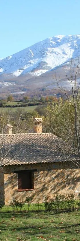 Complejo Turístico Las Cañadas Casas de Campo- Actividades Gratuitas Todos los Fines de Semana，位于巴尼奥斯德蒙特迈奥尔的酒店