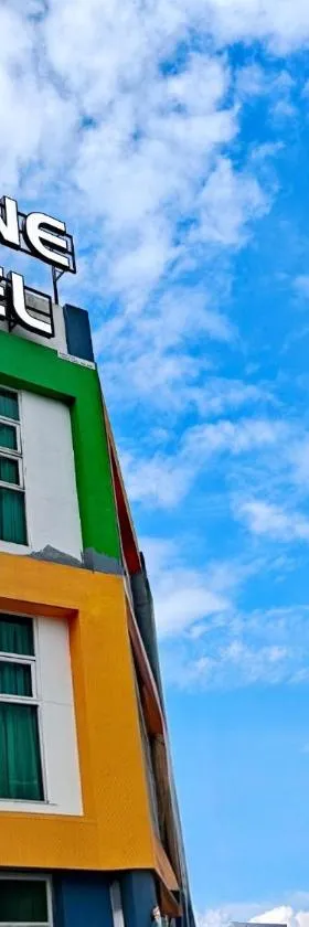 Citrine Hotel，位于斯里伊斯兰德的酒店