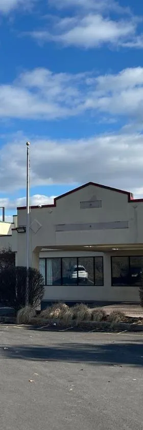 Hilltop Inn & Suites，位于扬克斯的酒店