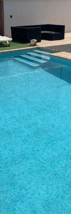 House Lago Azul，位于库埃瓦斯德拉尔曼索拉的酒店