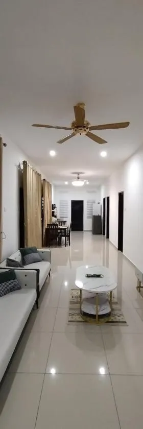 Golden Paradise，位于关丹的酒店