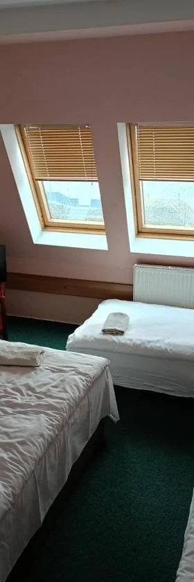 Motel Oseček，位于Oseček的酒店