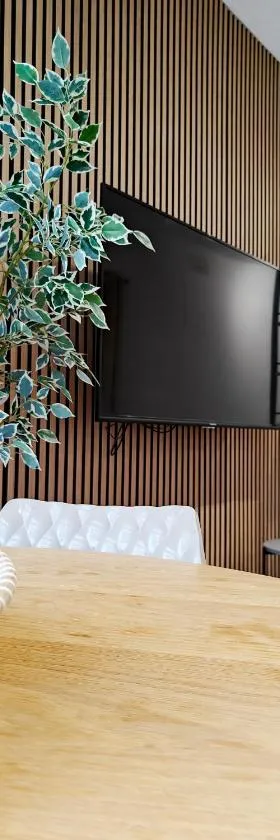 Fly Away Home condo with terrace，位于Qormi的酒店